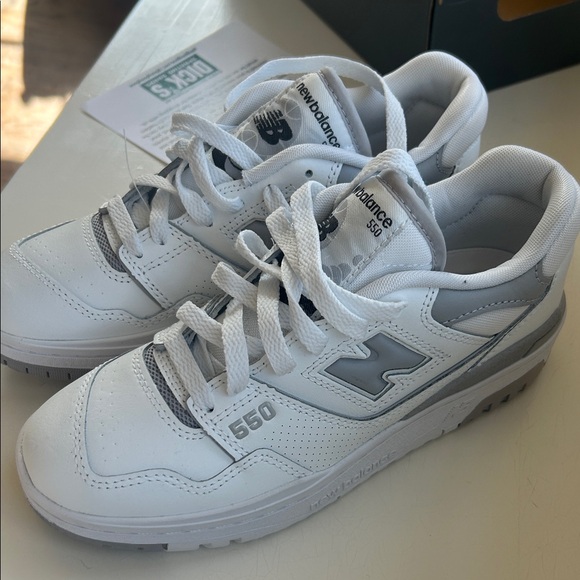 New Balance 550 White and Gray Sneakers - Picture 2 of 5